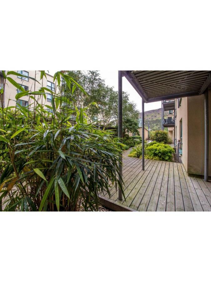 Central And Stylish One Bedroom Apartment Эдинбург Экстерьер фото